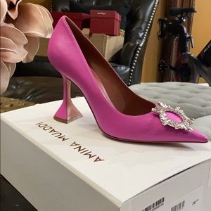 Brand new AUTHENTIC Amina Muaddi Begum pump pink